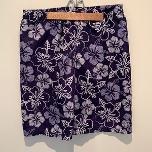 Hawaiian floral hibiscus print board shorts